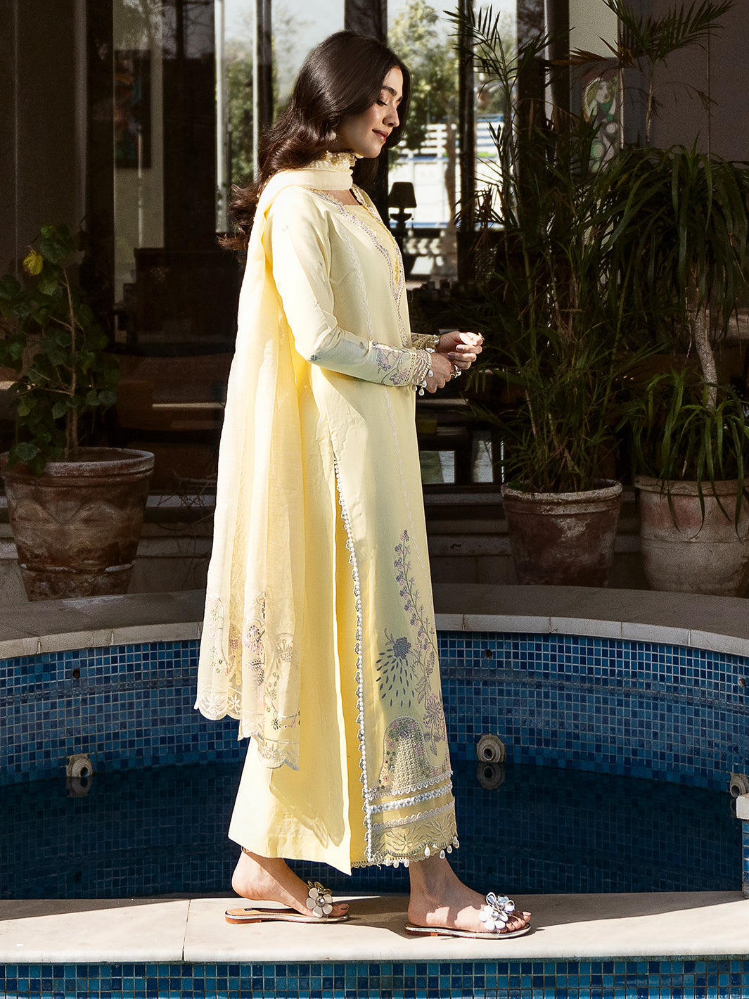 Safa – Powder Pink Luxury Embroidered Lawn Ensemble Unstitched Lawn Suit  For Women