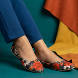 Wisteria Velvet Khussa – Elegant Printed Everyday Wear For Women