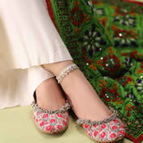 Pomegranate Lattice Khussa – Bold Tradition with Beaded Grace For Women