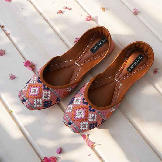 Genna – Pastel Aztec Embroidered Khussa for Everyday Comfort For Women