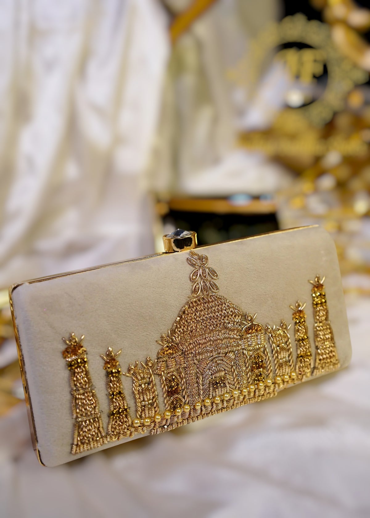 Taj Mahal Handcrafted Zardozi Clutch For Women