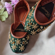Green Zinnia Khussa For Women