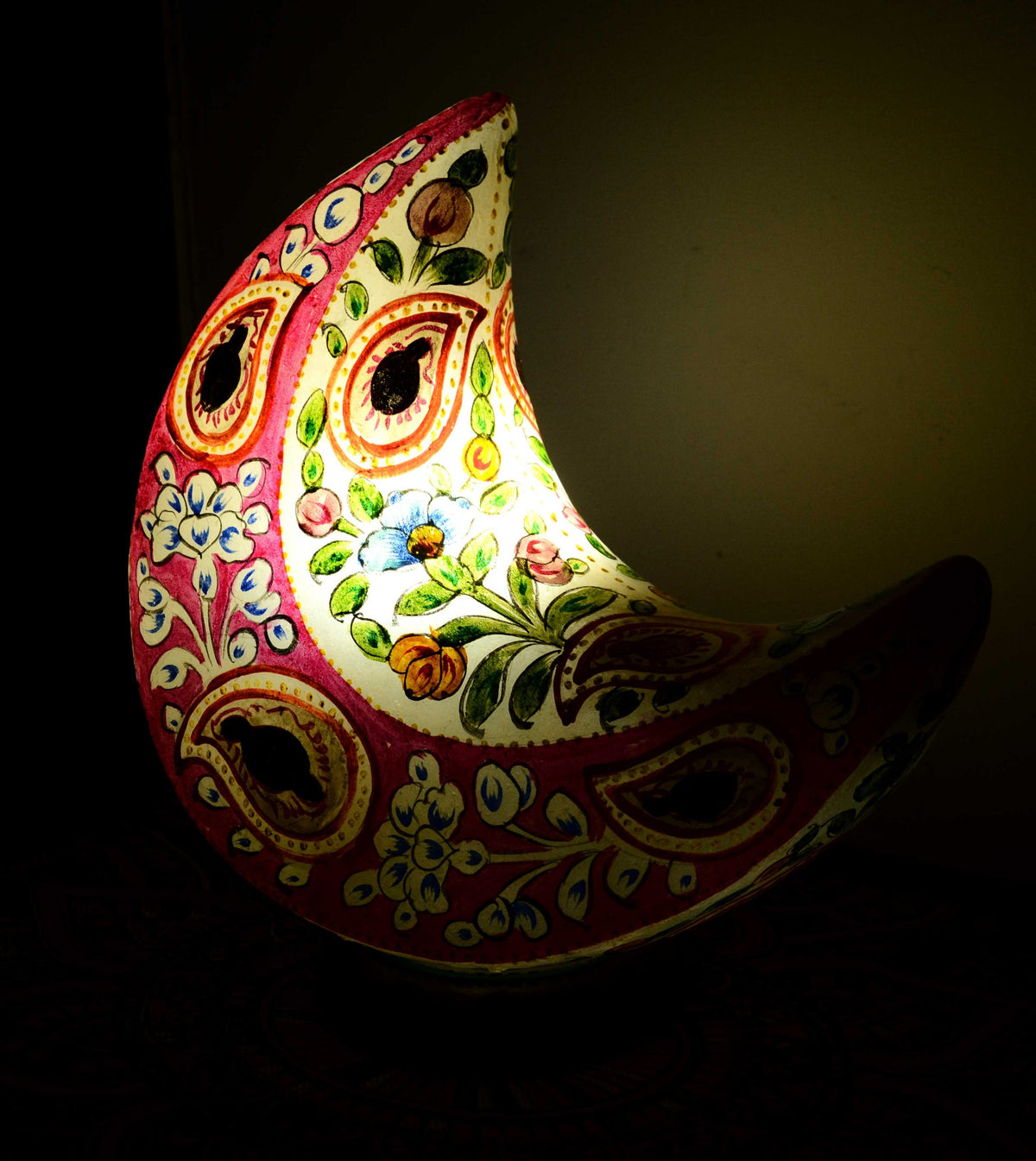 Exquisite Multi-Color Star Shape Camel Skin Lamp with Intricate Naqashi Art
