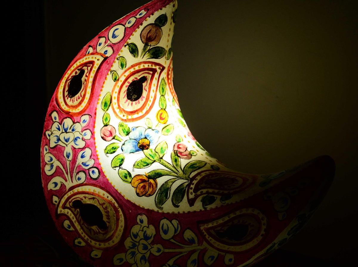 Exquisite Multi-Color Star Shape Camel Skin Lamp with Intricate Naqashi Art