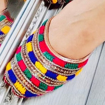 Multi Thread & Sitara Work Women Khussa